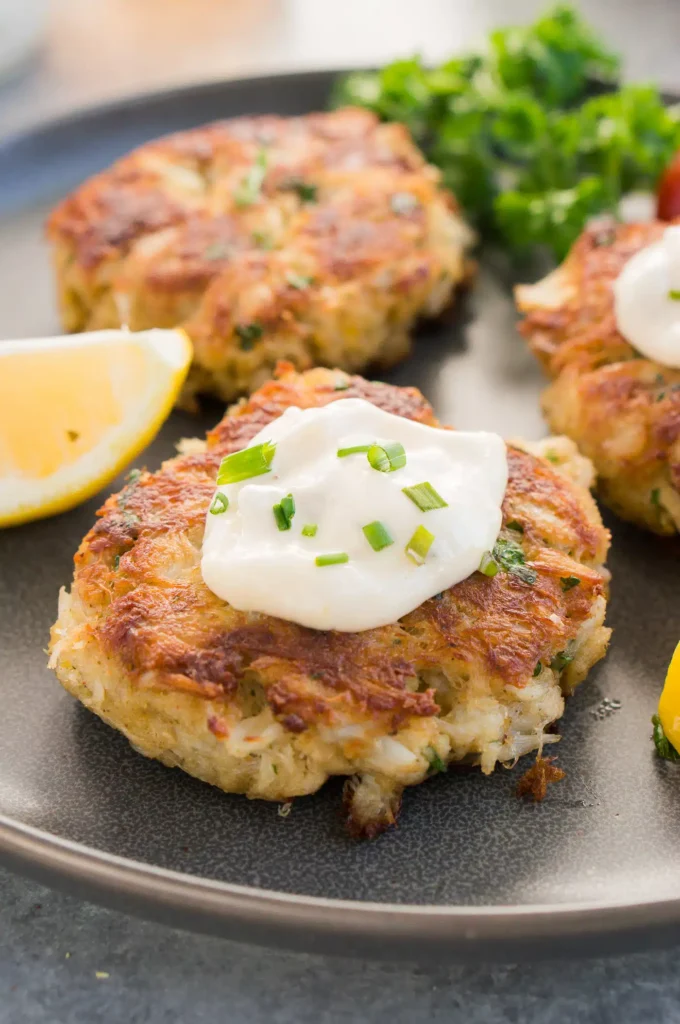 🦀 The Ultimate Crab Cake Recipe: A Coastal Delight for Your Kitchen 3 homemade crab cakes